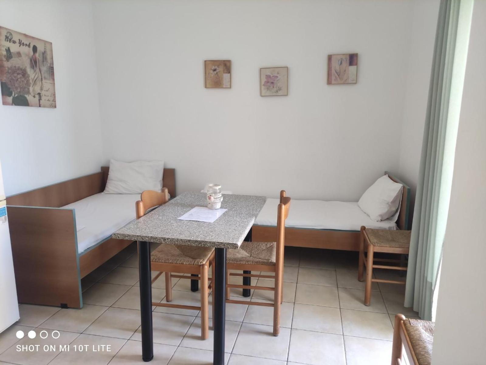 Yannis Apartments Amoudara  Ngoại thất bức ảnh